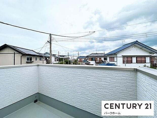 広々としたバルコニー