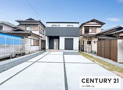 外観:閑静な住宅街に位置する新築物件です。周辺は2階建て住宅が立ち並ぶ落ち着いた住環境で、生活感あふれる温かみのある街並みが広がります 外観:閑静な住宅街に位置する新築物件です。周辺は2階建て住宅が立ち並ぶ落ち着いた住環境で、生活感あふれる温かみのある街並みが広がります