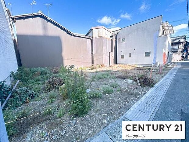 前面道路とフラットに出入りできる区画。