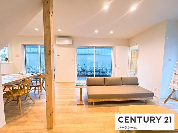 くつろぎと家事を両立する、見渡しの良いLDK