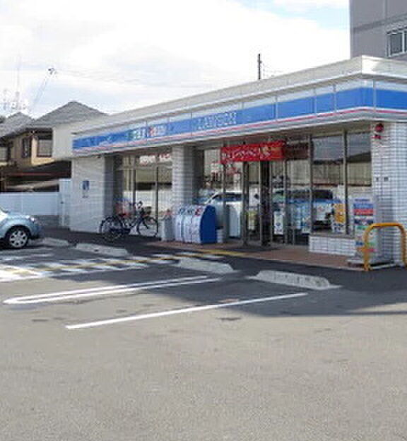 ローソン草津南笠東3丁目店まで250m、24時間営業