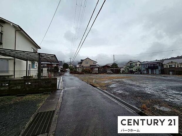 【前面道路】現地の前道道路です！（2025年12月25日撮影）
