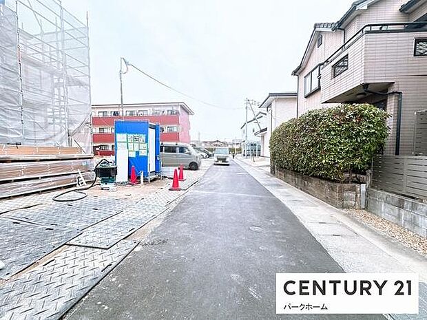 【前面道路】現地前面道路になります!