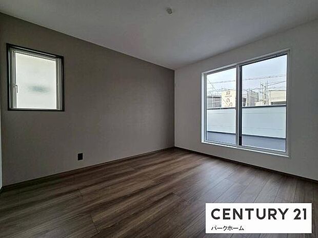 バルコニーに面しているので生活しやすいです。