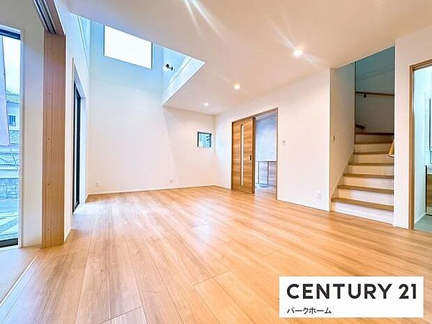 くつろぎと家事を両立する、見渡しの良いLDK