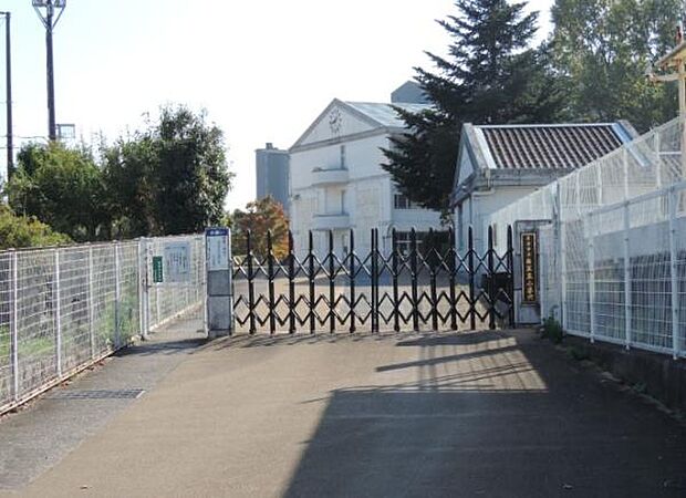 草津市立南笠東小学校まで480m