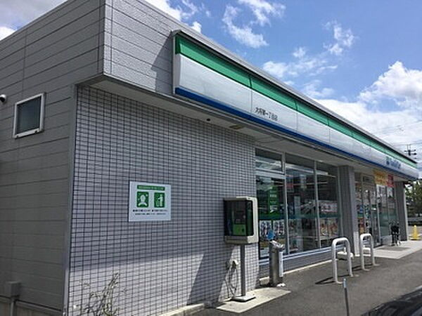 ファミリーマート大将軍1丁目店まで118m、24時間営業