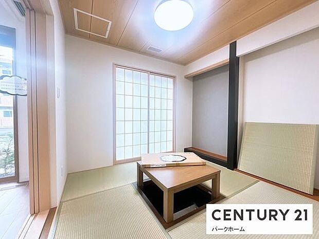 【和室】続き間で少しゴロンとされるのも良いかと思います!子供の遊ぶスペースとしても活用!