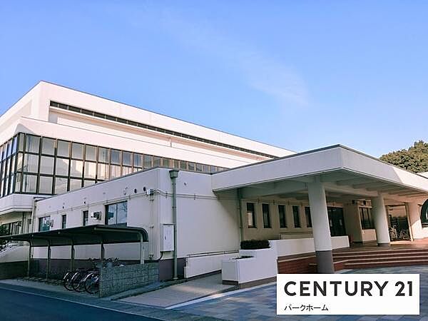 草津市立高穂中学校まで1678m