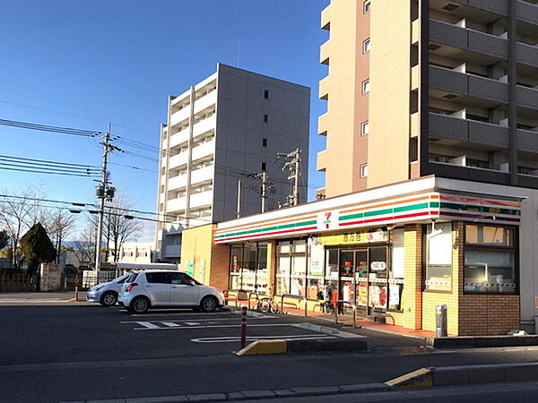 セブンイレブン草津矢倉2丁目店まで326m、24時間営業