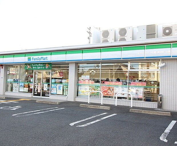 ファミリーマート草津笠山店まで1074m、24時間営業