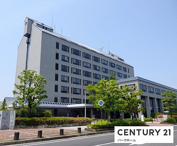 草津市役所まで680m