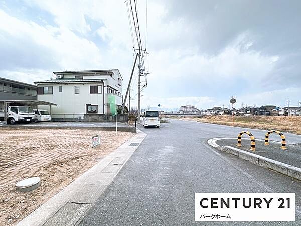 【前面道路】現地の前道道路です！