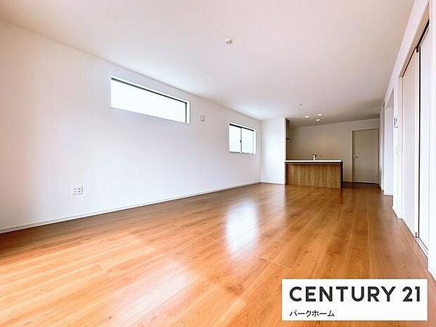 くつろぎと家事を両立する、見渡しの良いLDK