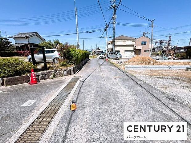 【前面道路】現地の前道道路です