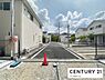 その他：住宅が整然と並ぶエリアで、落ち着いた街並みが広がります