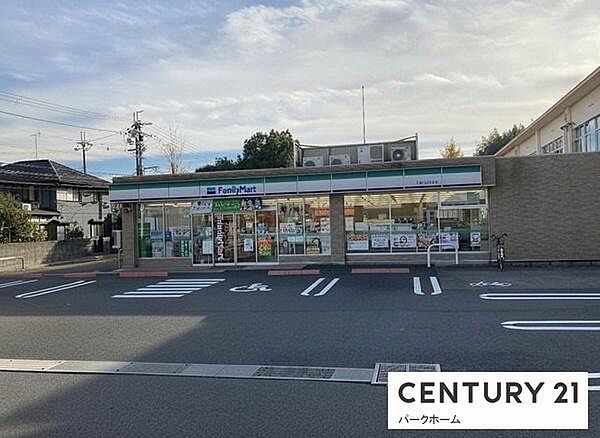 ファミリーマート石山寺南店まで96m、24時間営業