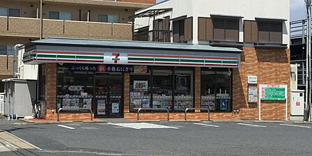 セブンイレブン守山東口店まで129m、24時間営業