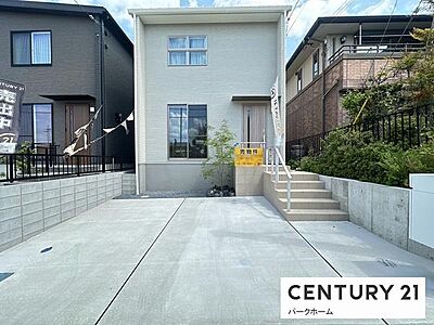 外観:白を基調とした清潔感あふれる外観が印象的な新築戸建て 外観:白を基調とした清潔感あふれる外観が印象的な新築戸建て