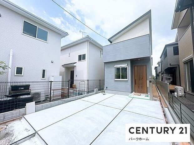 隣地との境界もしっかり整備されており、これからお好みのマイホームを建てるのに最適な環境が整っています。
