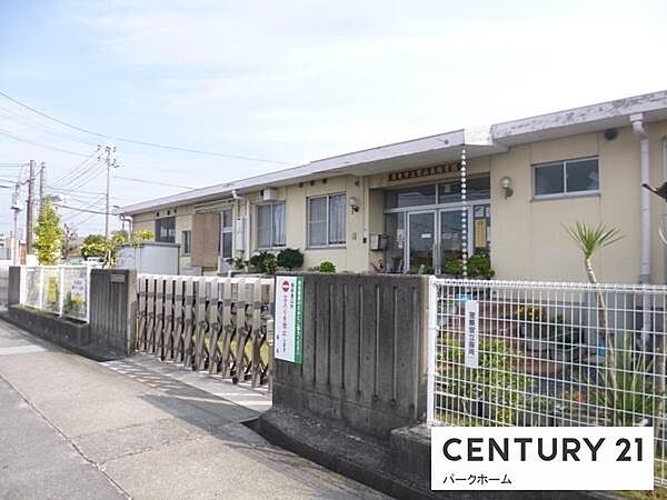 栗東市立葉山東保育園まで1230m、0歳～5歳児まで　定員110名