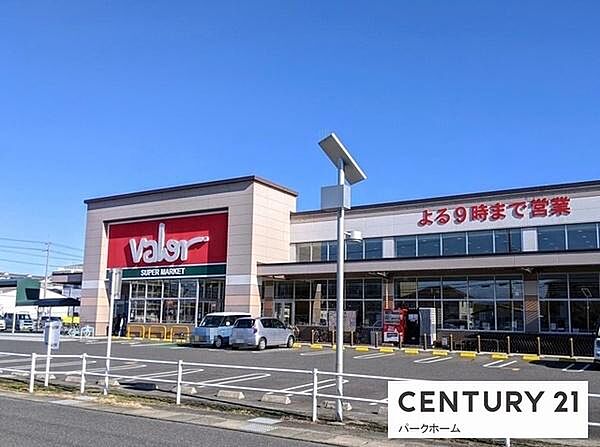 バロー草津店まで1000m、【営業時間】10:00～21:00
