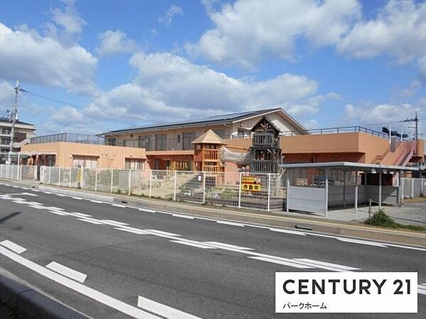 つくし保育園まで380m、 【定員 90名】0歳児～5歳児保育　【開園時間】月～金曜日　7時～19時　土曜日　7時30分～18時30分