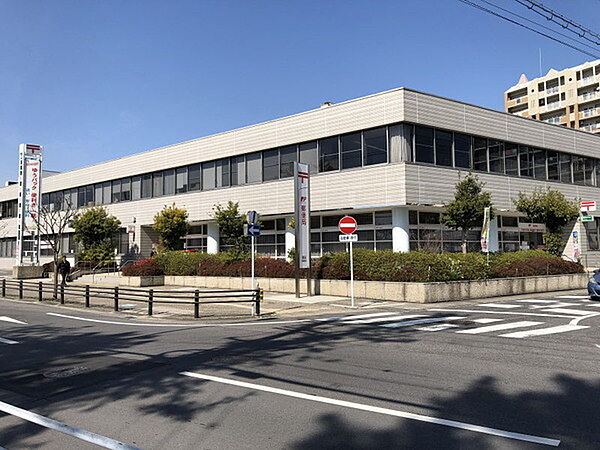 豊田郵便局まで1143m