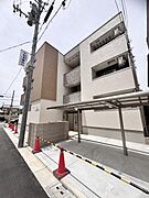 上野芝駅より徒歩10分 新築 3階建の賃貸物件