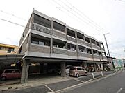 高石駅より徒歩8分 3階 築31年の賃貸物件