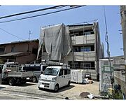 鳳駅より徒歩43分 3階 新築の賃貸物件