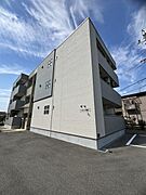 北助松駅より徒歩5分 3階 築4年11ヶ月の賃貸物件