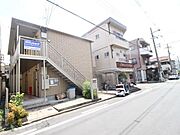 上野芝駅より徒歩22分 1階 築17年11ヶ月の賃貸物件