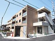 高石駅より徒歩12分 築7年5ヶ月 3階建の賃貸物件