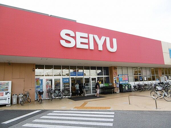西友薬円台店まで750m