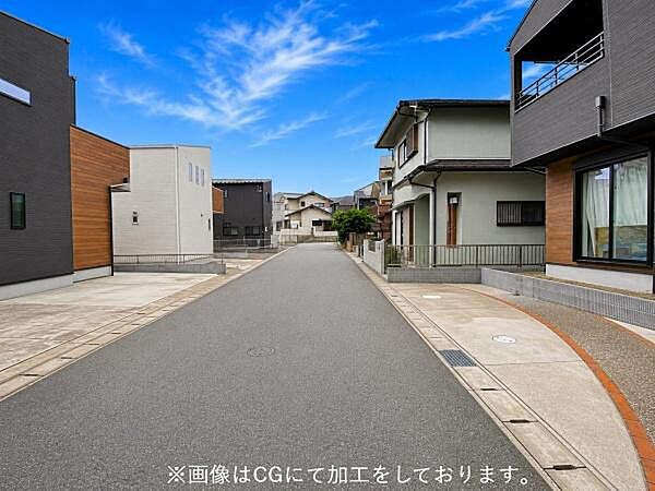 ※画像はCGにて加工をしております。人通りも少なく道路幅も6ｍございますので駐車もし易いです