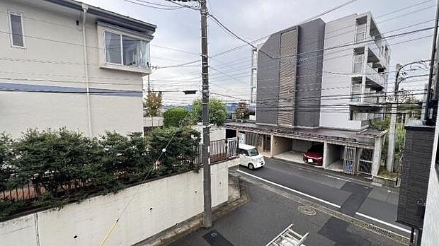 《眺望》　■目の前には気持ちの良い空が広がります。