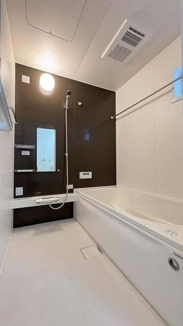 《浴室》 ■ゆったりくつろげる癒しのバスルーム。