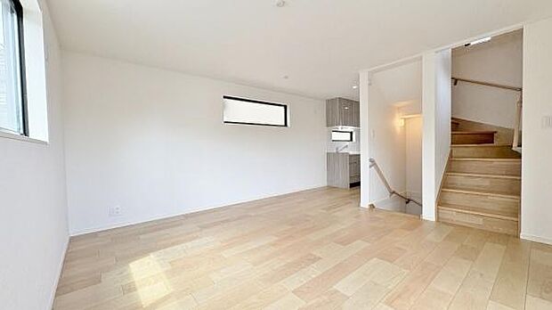 《リビング》　■落ち着いた雰囲気で、大人の気品漂うＬＤＫ。