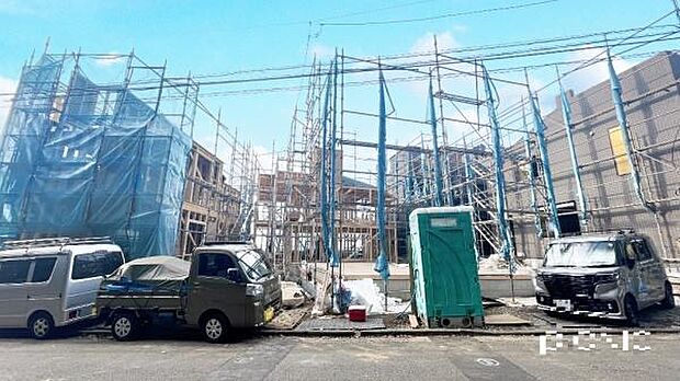 伸びやかに広がる開放感、あふれる光と風の心地よさ。明るいカラーとナチュラルな素材感を活かしたデザイン。家族と過ごす大切な時間を優しく包み、やすらぎと幸せが満ちてくる住まい。