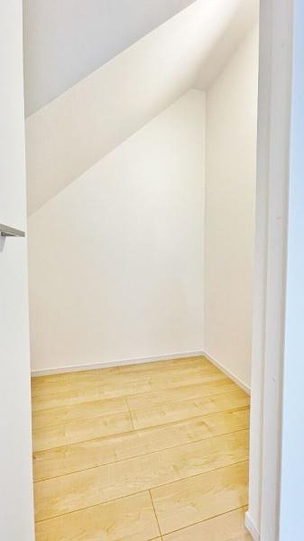 《収納》　■使い勝手の良い収納です