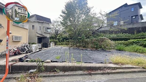 《現地》 ■青い空と白い雲、気分が晴れる場所がここにあります。