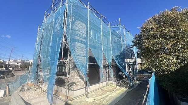 《前面道路》　■落ち着いた住環境です。