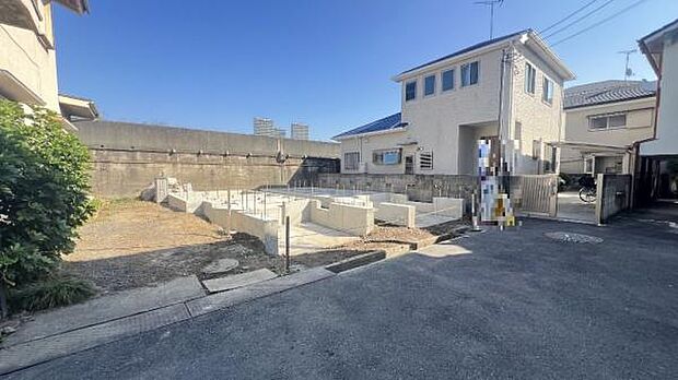 《現地》　■暮らしやすい立地です