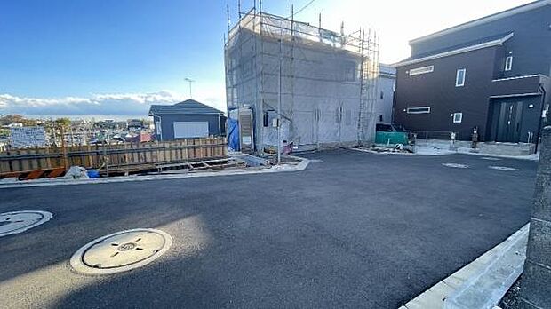 《外観》 ■一戸建ての多いエリア、静かで落ち着いた雰囲気。