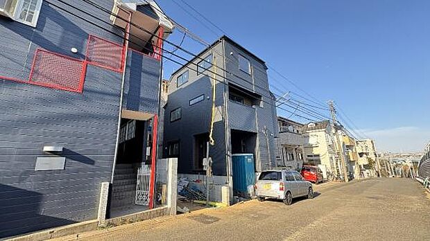 《現地》　■心地よいライフスタイルが実現できるそんな予感。