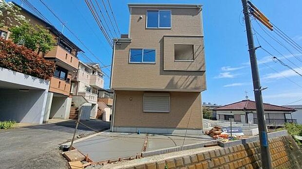《現地》　■心地よいライフスタイルが実現できるそんな予感。