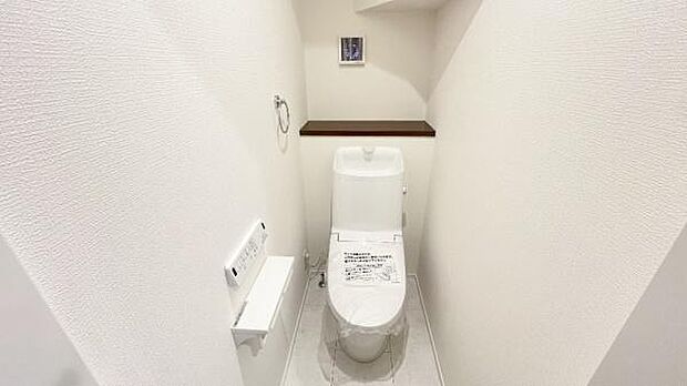 《トイレ》 ■トイレは明るい空間で清潔感があります。