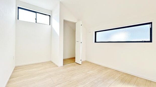 《洋室》 ■品のある落ち着いた洋室