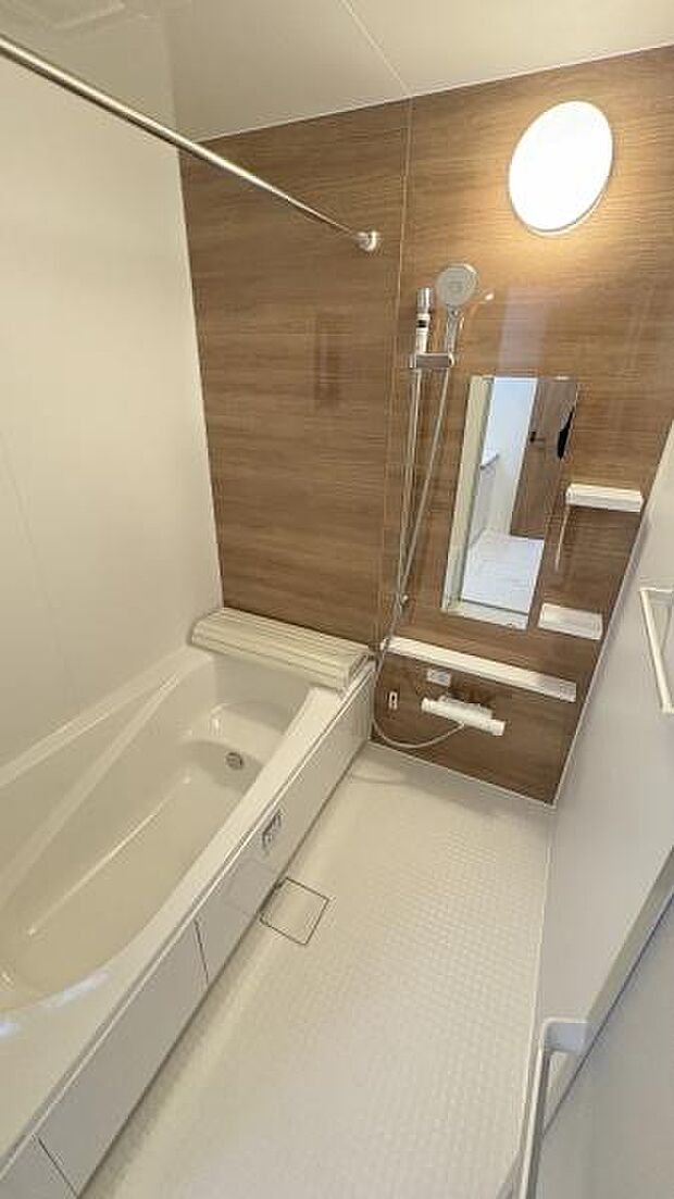 《浴室 》 ■バスルームは一日の疲れを癒す居心地の良い空間です。